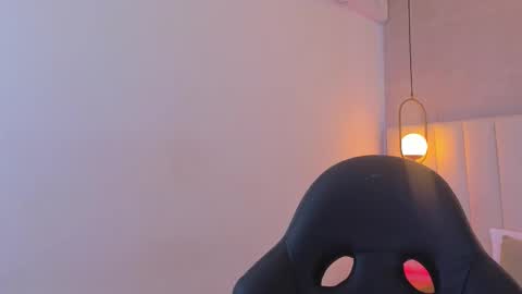 K O S M I C online show from February 2026 01:36:01 PM