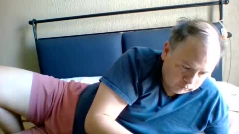 kp_101 online show from April 2026 07:00:01 PM