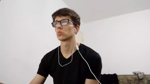 Facu online show from December 2024 10:50:02 AM