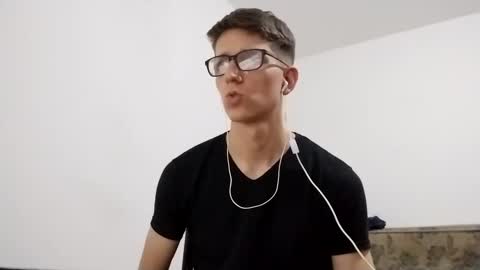 Facu online show from January 2025 12:29:01 PM