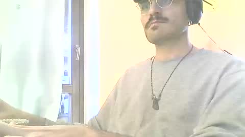 Snapshot of kratoskratoskratos chatting on March 2026 05:36:02 AM Kratos online show from March 2026 05:36:02 AM