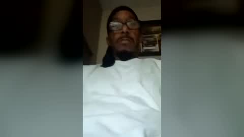 Snapshot of kream73 chatting on June 2026 11:46:01 AM kream73 online show from June 2026 11:46:01 AM