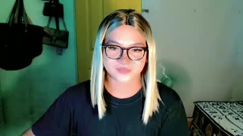 krezikeed online show from May 2026 02:36:02 PM