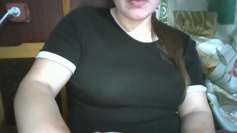 Snapshot of kriiisss1876 chatting on November 2025 08:22:02 PM kriiisss1876 online show from November 2025 08:22:02 PM