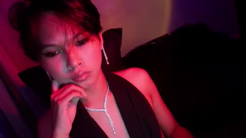 Snapshot of krimpie_xx chatting on May 2026 12:45:02 PM krimpie_xx online show from May 2026 12:45:02 PM