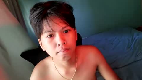 Snapshot of krimpie_xx chatting on July 2026 08:06:01 AM krimpie_xx online show from July 2026 08:06:01 AM