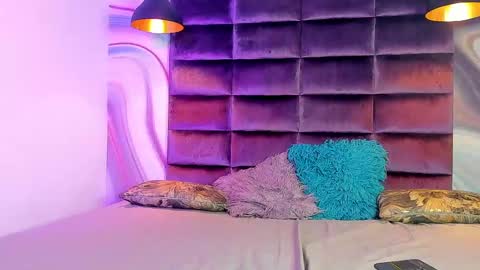 Snapshot of kris_kane chatting on February 2025 12:09:01 AM kriss online show from February 2025 12:09:01 AM