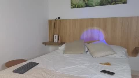 Snapshot of kris_kane chatting on October 2025 02:01:02 AM kriss online show from October 2025 02:01:02 AM