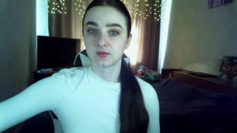 Kris online show from November 2025 09:30:02 AM