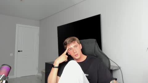 Snapshot of krishort chatting on June 2026 12:00:02 PM krishort online show from June 2026 12:00:02 PM