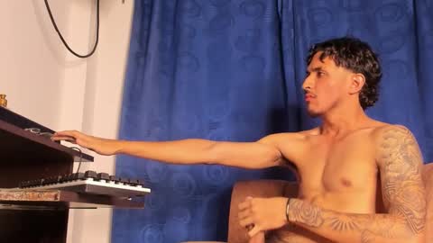 Kriss online show from February 2026 04:27:02 AM