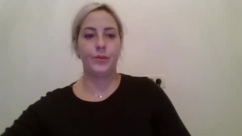 Grace online show from October 2025 06:38:02 PM
