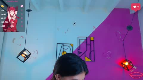 krissone online show from December 2024 01:56:02 PM