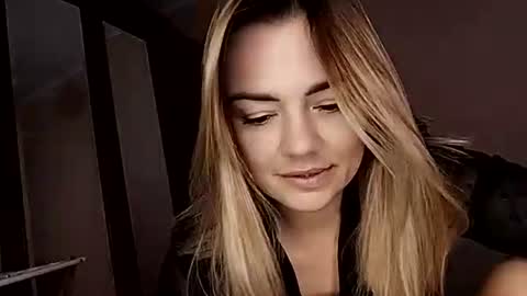 KrissSexi online show from October 2025 05:41:01 AM