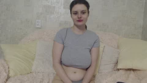 krissvoss online show from January 2025 04:06:01 PM