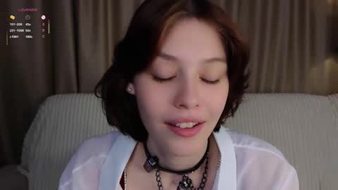 Snapshot of krissyhei chatting on September 2025 01:06:01 AM Sarah online show from September 2025 01:06:01 AM