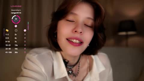 Snapshot of krissyhei chatting on September 2025 01:10:01 AM Sarah online show from September 2025 01:10:01 AM