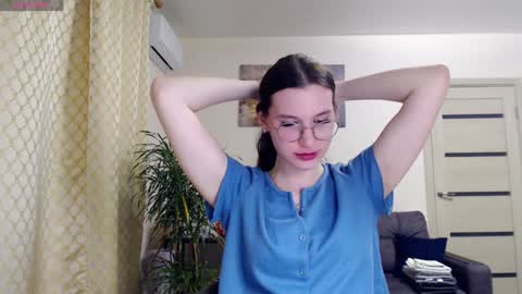 kristal89 online show from January 2025 01:05:02 AM