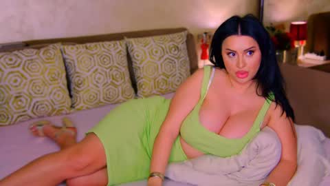 kristal_madness online show from December 2024 11:30:01 PM