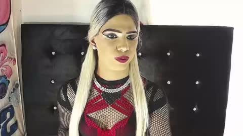 Snapshot of kristal_queen01 chatting on May 2026 06:03:01 PM kristal_queen01 online show from May 2026 06:03:01 PM