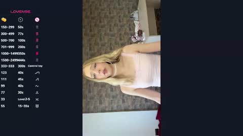 Snapshot of kristiancommes chatting on June 2026 04:22:01 PM Alisa online show from June 2026 04:22:01 PM