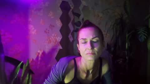 Kristina online show from January 2025 01:09:01 PM