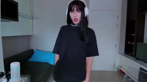 kristina online show from March 2025 07:58:02 AM