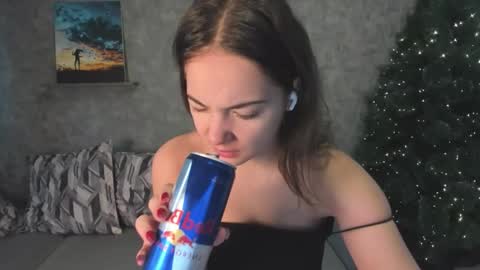 Kristina online show from December 2025 07:59:01 AM