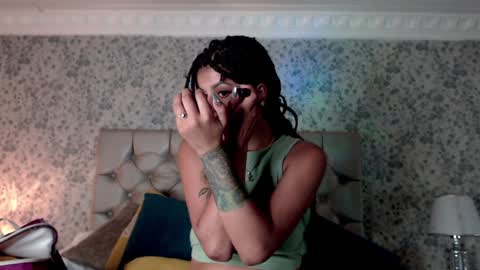 KristinWall online show from December 2024 05:44:01 PM