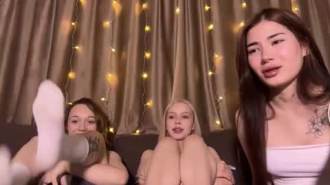 Kristy and Alice online show from February 2026 06:55:02 PM