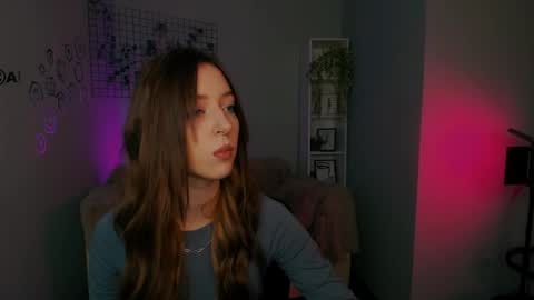 Kristy online show from October 2025 09:29:01 AM