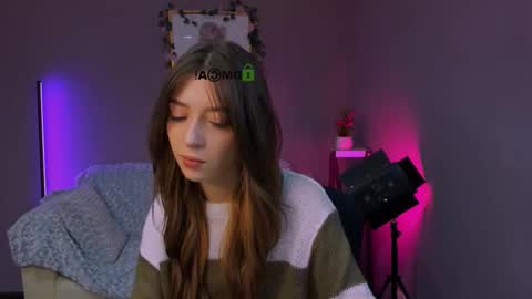 Kristy online show from October 2025 09:28:02 AM