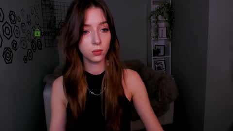 Kristy online show from October 2025 12:36:01 PM