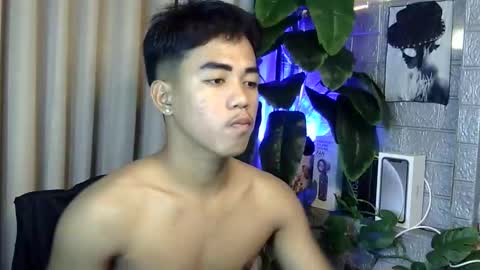 Snapshot of kritthanarkorn chatting on January 2026 06:39:01 AM kritthanarkorn online show from January 2026 06:39:01 AM