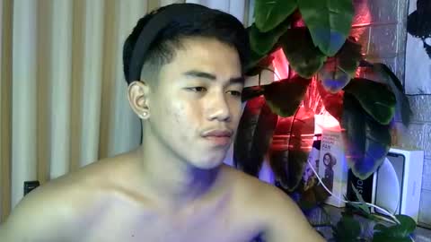 Snapshot of kritthanarkorn chatting on January 2026 05:49:02 PM kritthanarkorn online show from January 2026 05:49:02 PM