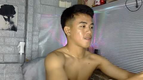 Snapshot of kritthanarkorn chatting on February 2026 03:11:01 PM kritthanarkorn online show from February 2026 03:11:01 PM