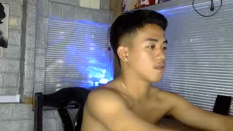 Snapshot of kritthanarkorn chatting on February 2026 06:40:02 AM kritthanarkorn online show from February 2026 06:40:02 AM