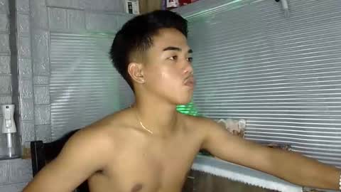 Snapshot of kritthanarkorn chatting on February 2026 06:20:01 PM kritthanarkorn online show from February 2026 06:20:01 PM