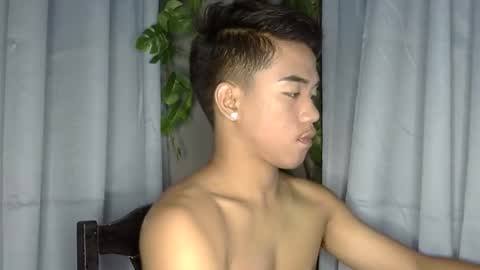Snapshot of kritthanarkorn chatting on May 2026 02:39:01 AM kritthanarkorn online show from May 2026 02:39:01 AM