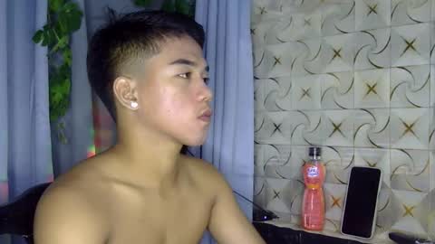 Snapshot of kritthanarkorn chatting on May 2026 03:07:02 PM kritthanarkorn online show from May 2026 03:07:02 PM