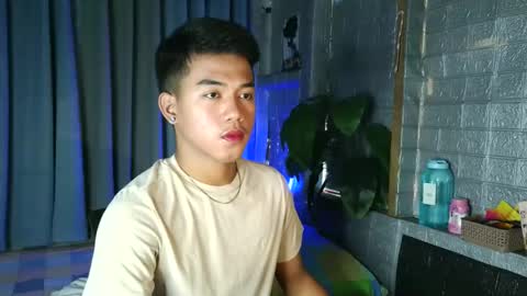 Snapshot of kritthanarkorn chatting on May 2026 05:35:01 AM kritthanarkorn online show from May 2026 05:35:01 AM