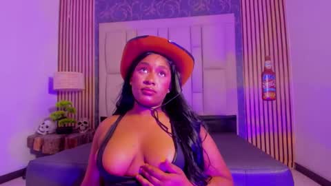 krixty online show from October 2025 10:03:02 PM