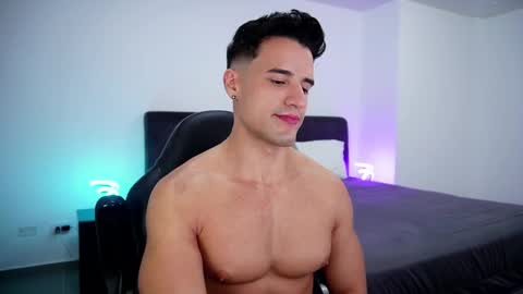 Snapshot of krops_ chatting on February 2025 02:32:01 PM KROPS online show from February 2025 02:32:01 PM