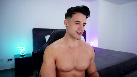 Snapshot of krops_ chatting on March 2025 01:37:01 PM KROPS online show from March 2025 01:37:01 PM