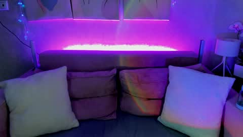 Krys online show from March 2026 12:12:01 AM