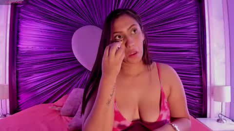 krystalswift_ online show from February 2026 02:54:01 AM