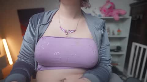 Snapshot of krystalsyxx chatting on February 2025 05:22:01 PM Krystal Syx online show from February 2025 05:22:01 PM