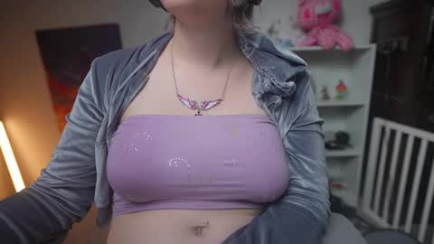 Snapshot of krystalsyxx chatting on February 2025 02:35:02 AM Krystal Syx online show from February 2025 02:35:02 AM