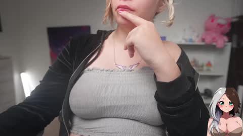 Snapshot of krystalsyxx chatting on September 2025 10:59:02 PM Krystal Syx online show from September 2025 10:59:02 PM