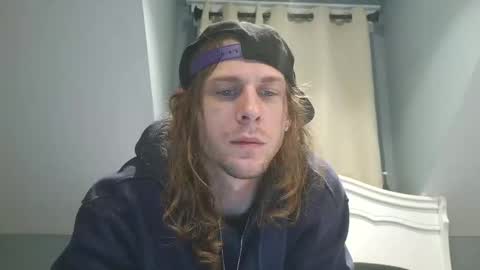 krytiar1992 online show from October 2025 02:01:01 AM